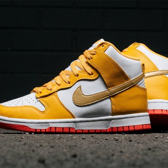 Nike Dunk High University Gold Womens Size 9.5 DQ4691-700 IN HAND READY … - Picture 10 of 10